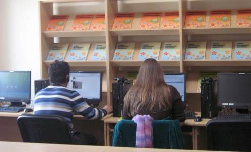 Šiuo metu naudotis internetu galima daugiau kaip pusėje Lietuvos viešųjų bibliotekų