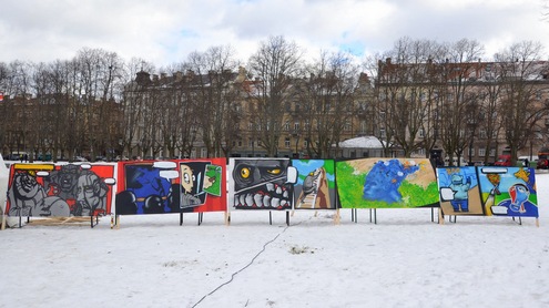 Projekto „Graffiti ne ant sienų“ metu sukurti paveikslai. Autorės nuotr.