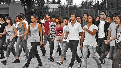 Flashmobas Azerbaidžane, skirtas paminėti Michaelo Jacksono gimtadieniui (2010 m.) Sem Vandekerckhove (Flickr photos) nuotr.