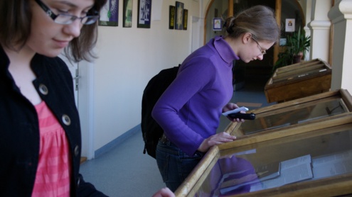 Užsukęs į Technikos biblioteką gali apžiūrėti ir ne vieną parodą. Agnės Mankevičiūtės nuotr.