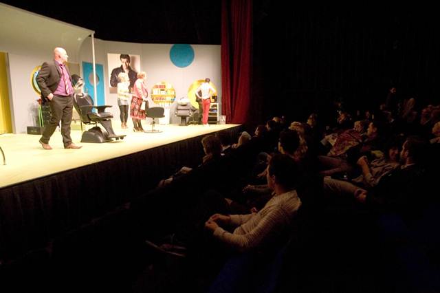 izabele_teatras