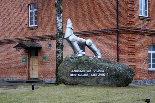 gelezinis_vilkas