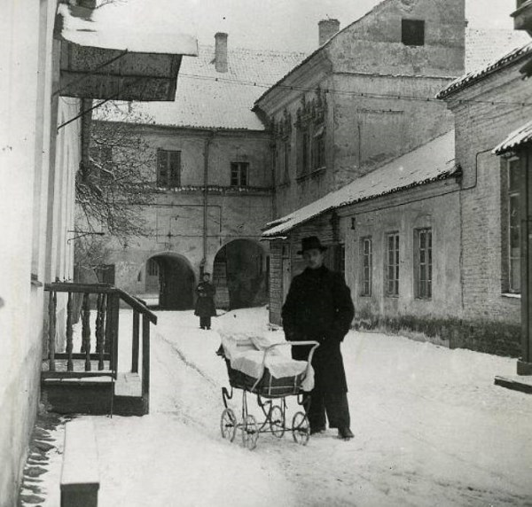 1940 m. kiemas Pilies gatvėje. Varmijos ir Mozūrijos muziejaus Olštyne nuotr.