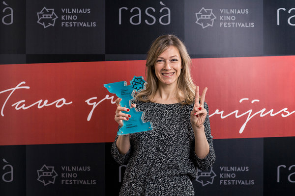 Gabija Jaraminaitė „Kino pavasario“ apdovanojimų ceremonijoje. „Kino pavasario“ nuotr.