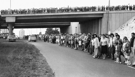 Baltijos kelias. 1989 m. rugpjūčio 23-oji. Leonardo Skirpsto nuotrauka