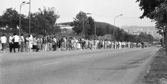 Baltijos kelias. 1989 m. rugpjūčio 23-oji. Leonardo Skirpsto nuotrauka